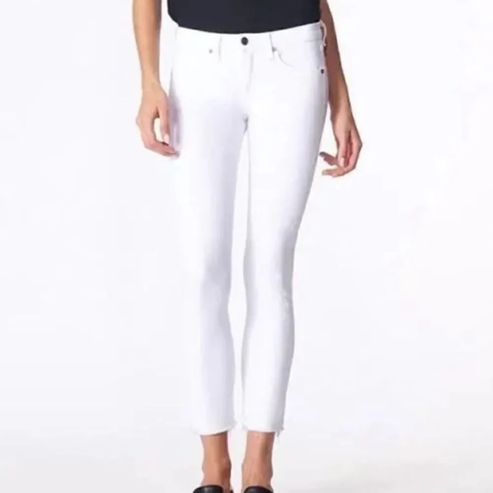 Veronica Beard Brooke 8.5” Skinny White Jeans Size 27